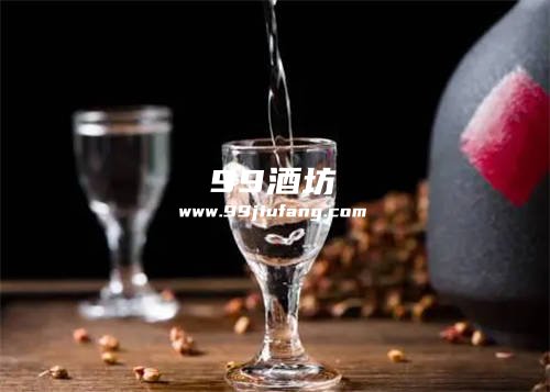 什么白酒泡青梅酒好用