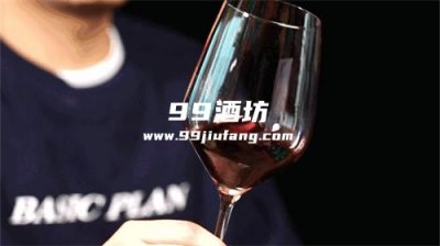 喝白酒需要倒壶里摇晃吗