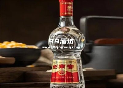 请领导吃饭带什么白酒好呢