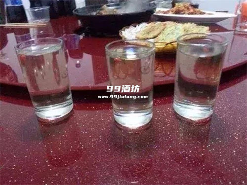 白酒中的酯化反应条件