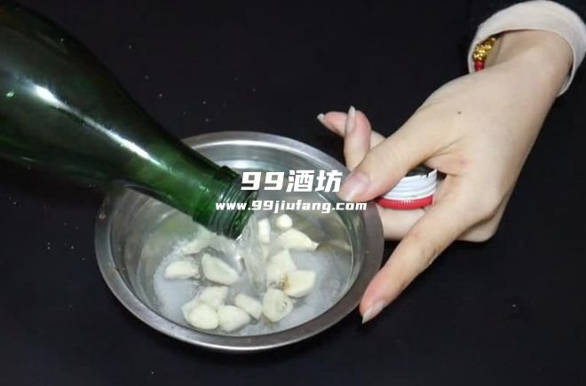 白酒怎么消除酒精味道？