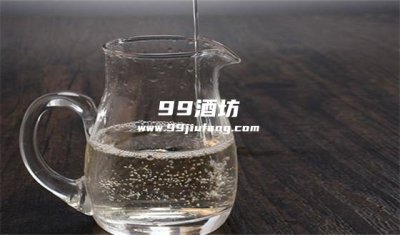 为什么白酒可以陈年发黄