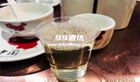 为什么白酒可以陈年发黄