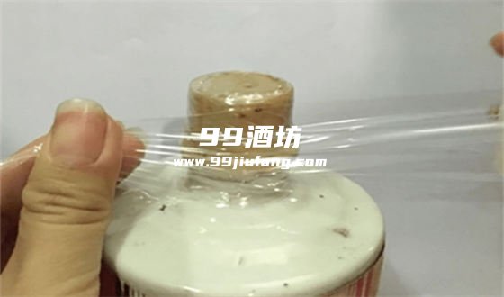 高度白酒加水能放多久