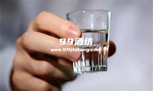 喝多少白酒会达到80