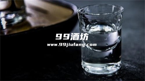 不同香型的白酒能掺着喝吗