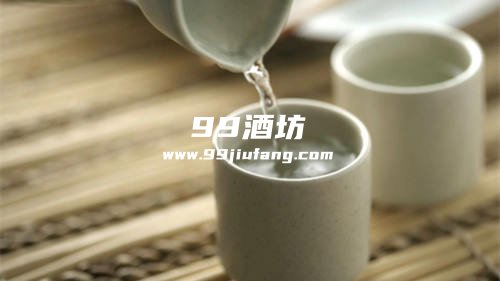 椰汁和白酒混着喝可以吗