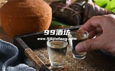 晚上喝了白酒能喝啤酒吗