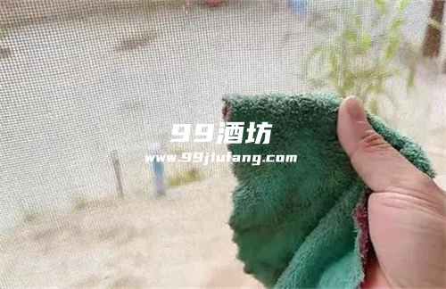 牙膏加白酒有什么作用