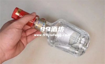 高档白酒瓶如何重新灌酒