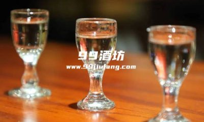 白酒饮用前需要摇晃吗