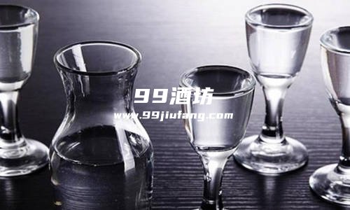 喝白酒怎么喝不会喝吐