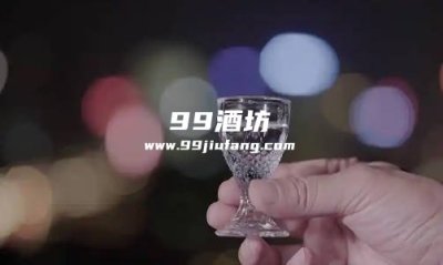 中医方面觉得喝白酒好吗，能喝人久久酱酒吗