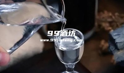 喝白酒喝完容易困是为啥