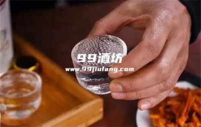 中国白酒与众不同的原因