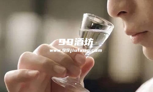 怎么看酒是酒精酒还是纯粮酒