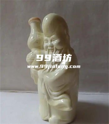 什么白酒酒瓶是老人形象