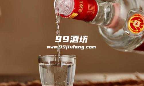 喝一口白酒后用嘴吸气还是鼻子