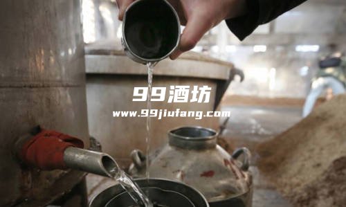 刚蒸馏出的酒能喝吗，为什么