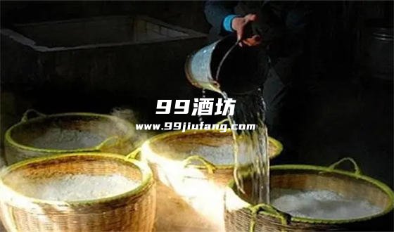 自制白酒什么时候加水